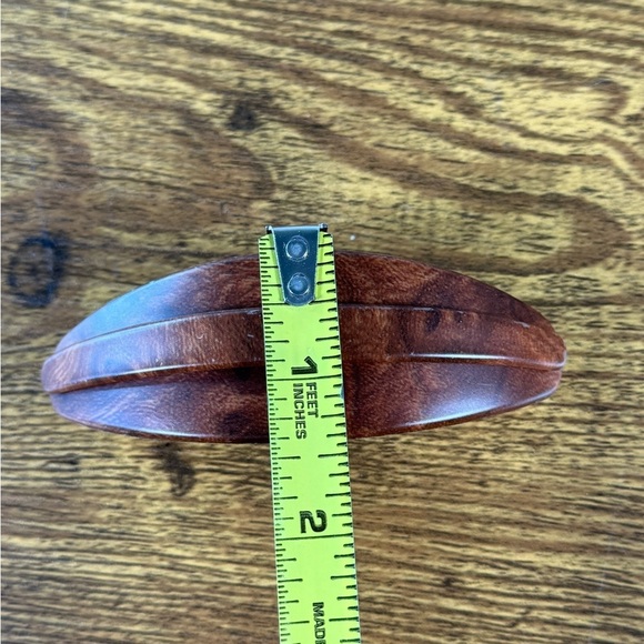 Elegant Brown Wooden Men's Accessory - Picture 4 of 4